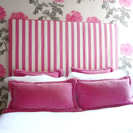 Logis - & Restaurant Du Tribunal 3*