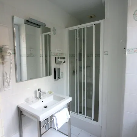 Logis - & Restaurant Du Tribunal Mortagne-au-Perche