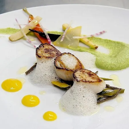 Logis - & Restaurant Du Tribunal 3* Mortagne-au-Perche