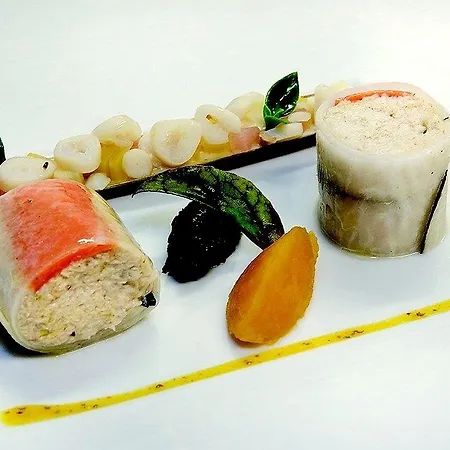 Logis - & Restaurant Du Tribunal Hotel 3*