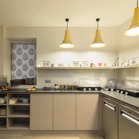 Logis - & Restaurant Du Tribunal 3* Mortagne-au-Perche