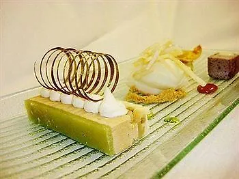 Logis - & Restaurant Du Tribunal 3* Mortagne-au-Perche