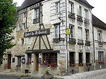 Logis - & Restaurant Du Tribunal 3*