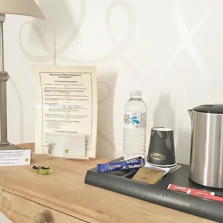 Logis - & Restaurant Du Tribunal