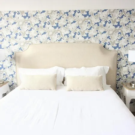 Logis - & Restaurant Du Tribunal Hotel 3*