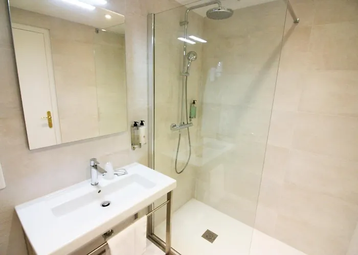 Ξενοδοχείο Logis - & Restaurant Du Tribunal Mortagne-au-Perche