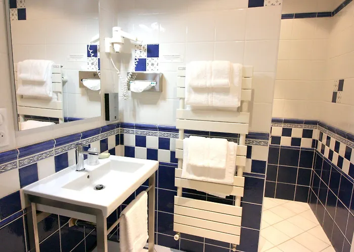 Hotel Logis - & Restaurant Du Tribunal Mortagne-au-Perche