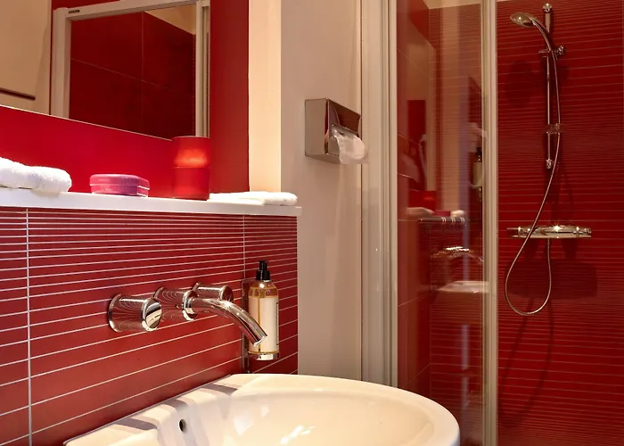 Logis - & Restaurant Du Tribunal