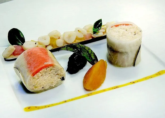 Logis - & Restaurant Du Tribunal Hotel 3*