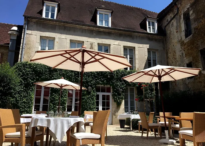 Hotel Logis - & Restaurant Du Tribunal Mortagne-au-Perche