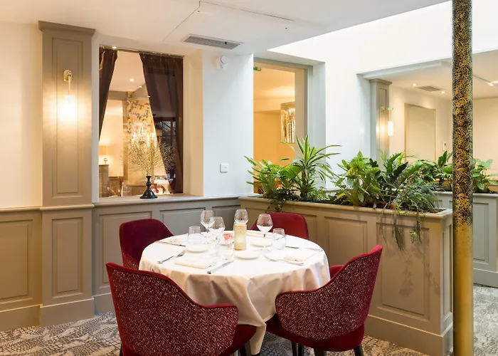 Ξενοδοχείο Logis - & Restaurant Du Tribunal