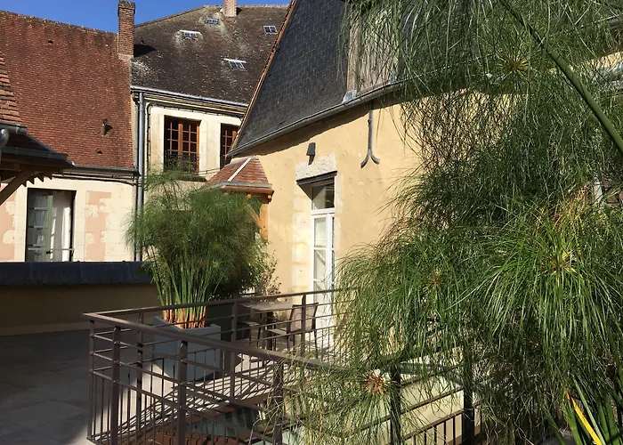 Logis - & Restaurant Du Tribunal Ξενοδοχείο Mortagne-au-Perche