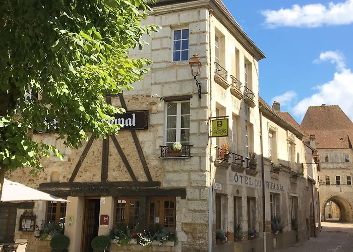 Logis - & Restaurant Du Tribunal