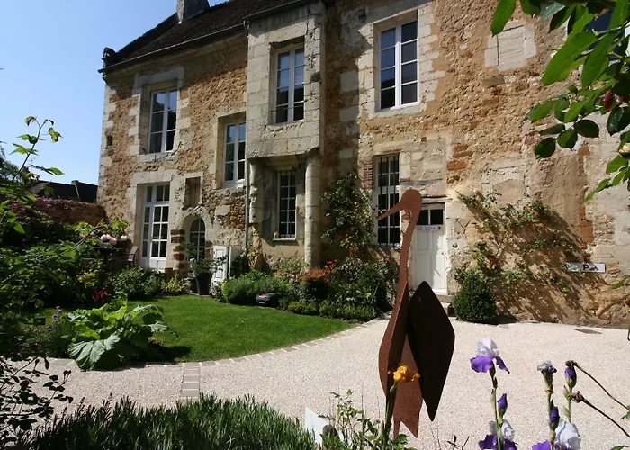 Logis - & Restaurant Du Tribunal 3*
