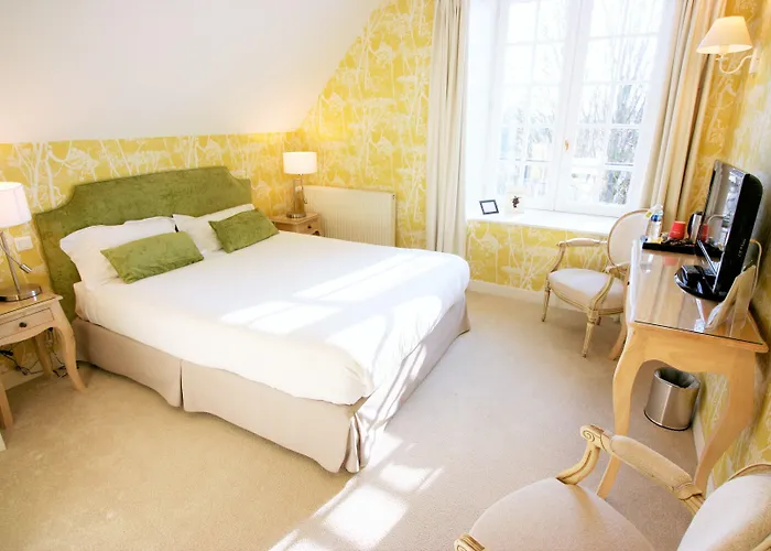 Logis - & Restaurant Du Tribunal Ξενοδοχείο Mortagne-au-Perche