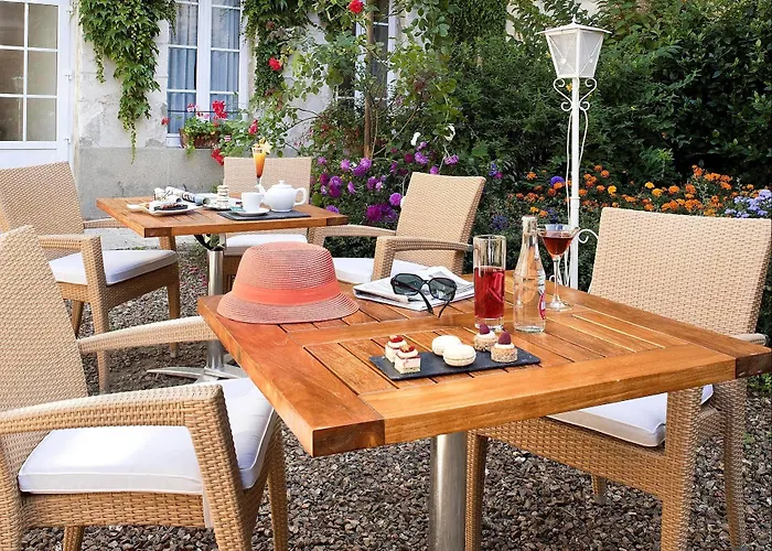 Logis - & Restaurant Du Tribunal 3* Mortagne-au-Perche