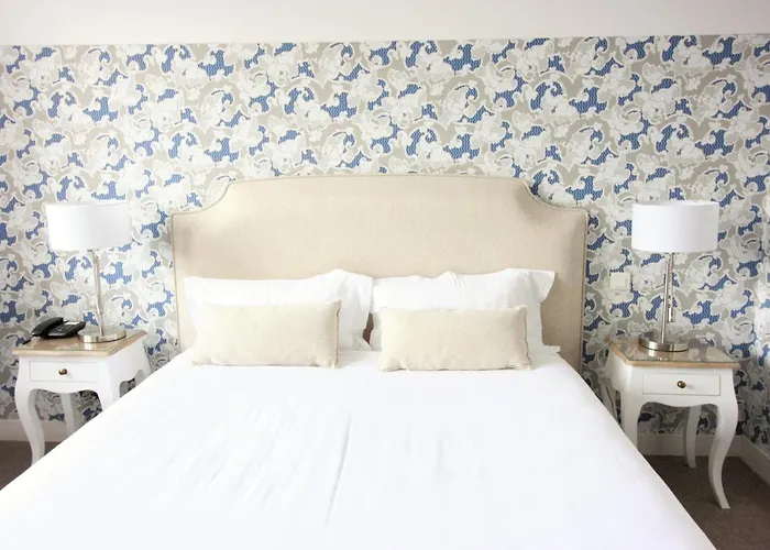 Logis - & Restaurant Du Tribunal Hotel 3*